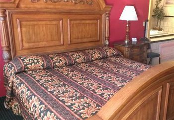 Econo Lodge Norwalk Zewnętrze zdjęcie