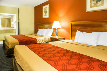 Econo Lodge Norwalk Zewnętrze zdjęcie